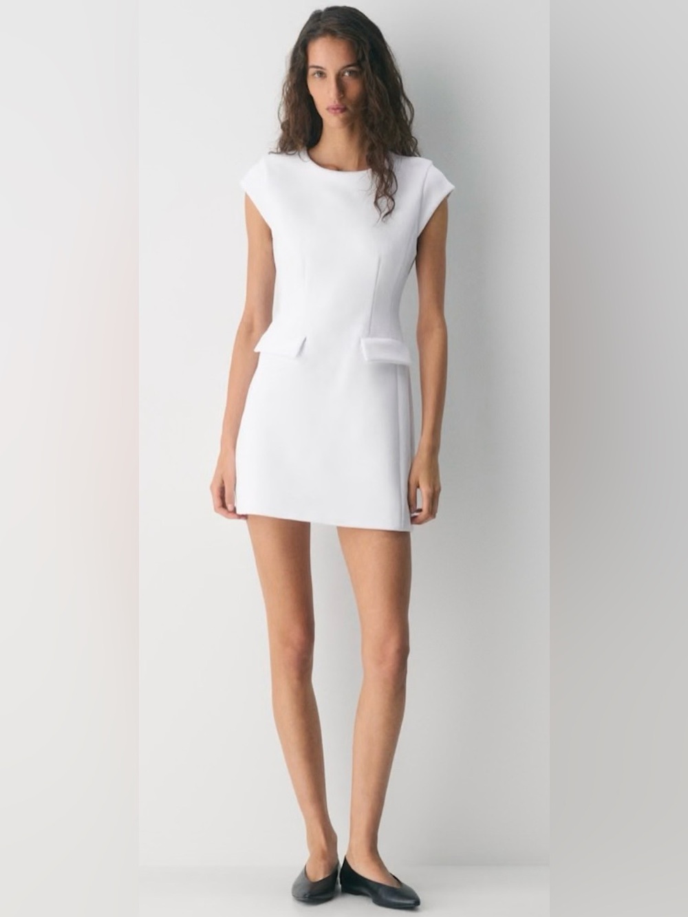 Aritzia Priestly figure flattering dress